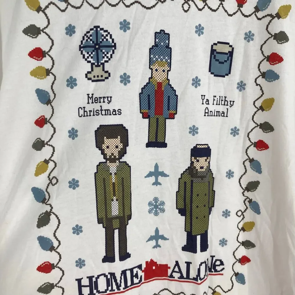 Home Alone Graphic White Filthy Animals Short Sleeve Tee Size Medium Women’s NEW - Picture 3 of 9